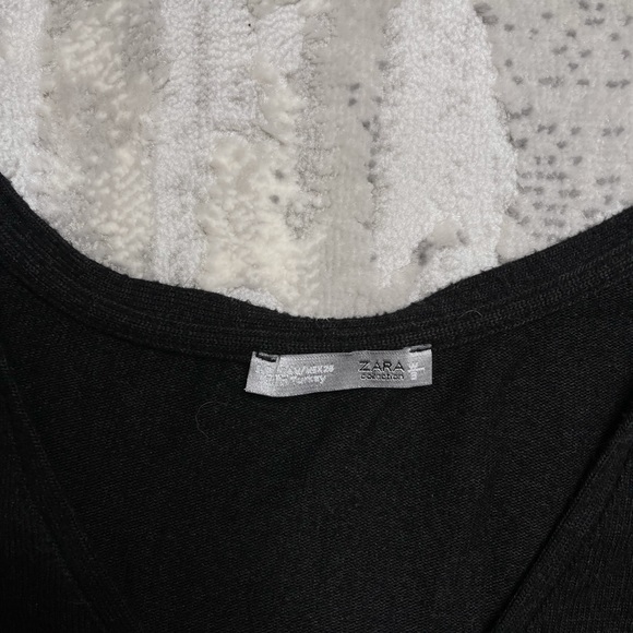 Zara black long sleeve sweater - Picture 3 of 3